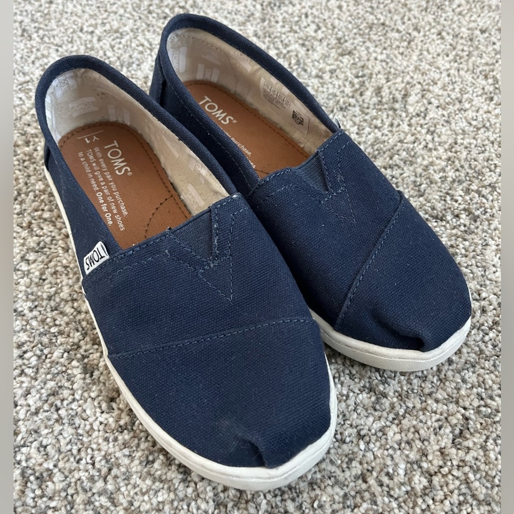 TOMS Kids Navy Classic Canvas Slip-On Shoes 1